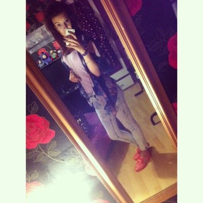 Lucy, 20, Loves Dancing Engaged to my babyboy My family & Sister and brother are my world Learnt not to trust anyone but yourself. Hate jealous bitches!