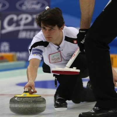 benoit_schwarz's profile picture. Curling player. Playing 4th for @TeamdeCruz