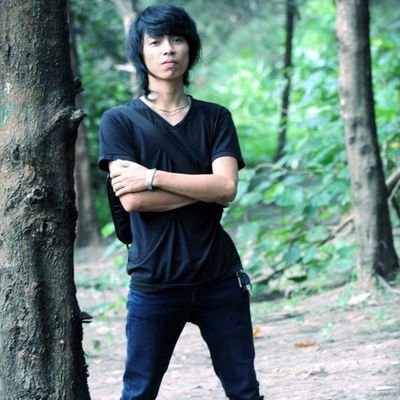Tanpa alkohol musik lebih nikmat resapi musik dari hati,maka kamu akan puas
Berisik itu asiik