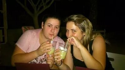 inmaMas's profile picture. Educadora infantil:)
Me gusta hacer sonreír a las personas y disfrutar con mi gente:)