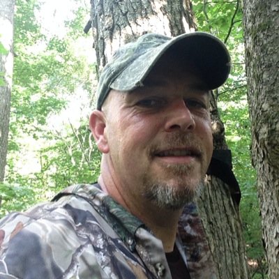 Dead Deer Walking Cover Scents & Lures is a Outdoor Hunting Company located in Southern Maryland. Each Hunters success is our goal and we accomplish it .