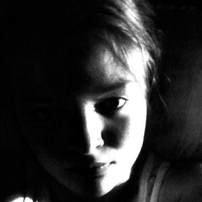 Jris14's profile picture. I love the cinematography, film, music, singing, dancing and... the ketchup.