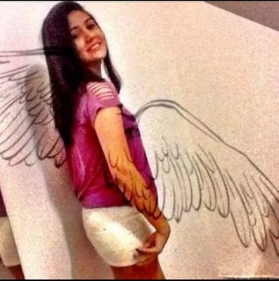 mas ela diz que apesar de tudo ela tem sonhos..