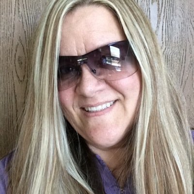 Focused on family, friends, pets & giving back. Happiness is not a destination, it is a way of life. Life is good. Living happily together is better.