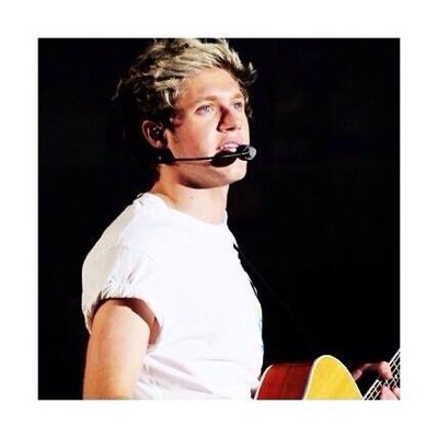 @90NiallJ