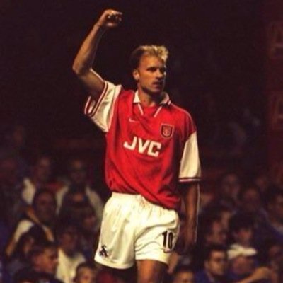 I love my wife, my two boys, beer and Arsenal FC (keep the faith)