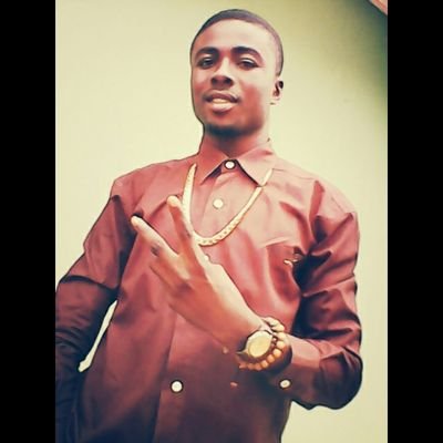 wanna know more about me.....follow me and lets hang.....lol
