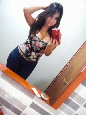 Estudiante de Gestión Administrativa - Bailarina - Live in: Barcelona (Spain)