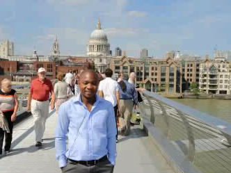 lartyMega's profile picture. 