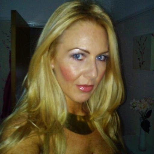 CarolineRowson's profile picture. A party girl with a unique young spirit.... A Yoga enthusiast, Namaste. http://t.co/3Z29DjUD9Y