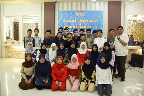 ♥Allah SWT♥& ♥bapak ibu ♥ :3 || pesilat B) || kejar target UN || kura kura ninja jare '-') || turtle & tortise lovers || line : aldoremi123 || bbm : 5121400A