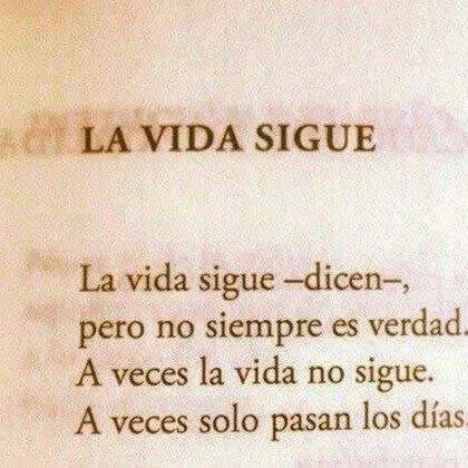 La biografía solicitada no está disponible en este momento. Puede que la  autora tenga problemas existenciales o q necesite ajustar la configuración de su vida.