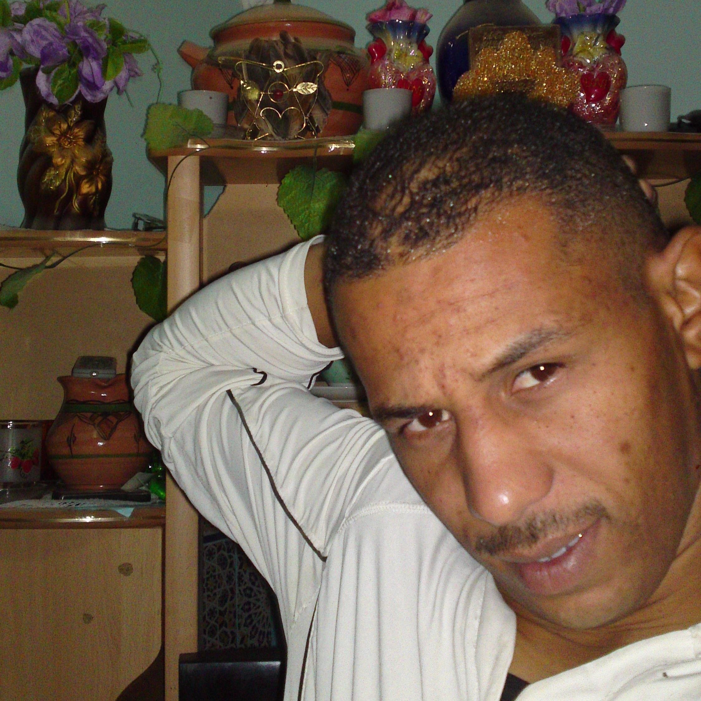 soufyan88581310's profile picture. 