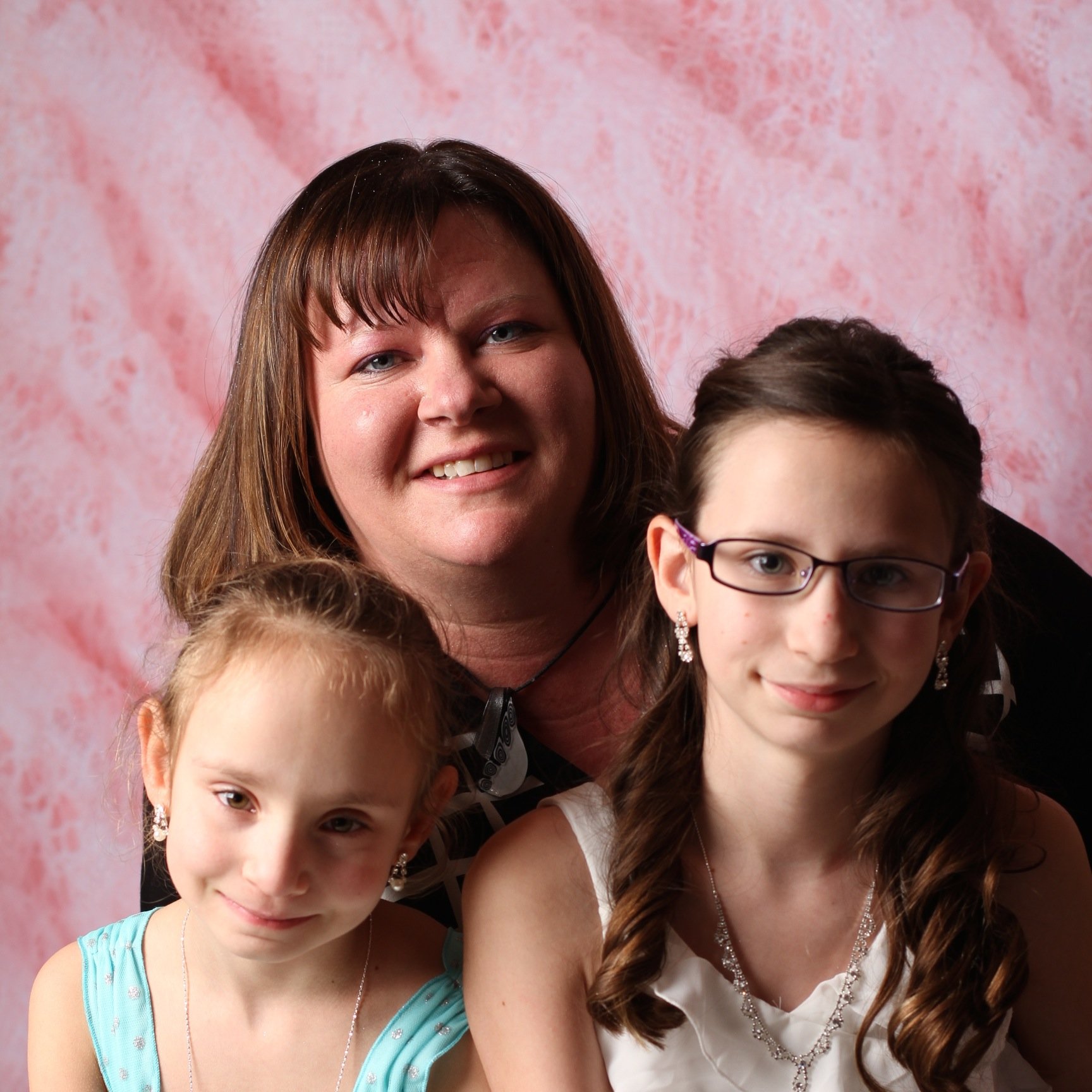 monkezmom2's profile picture. a busy mother or two, and an executive with young living essential oils and loving every minute of it.