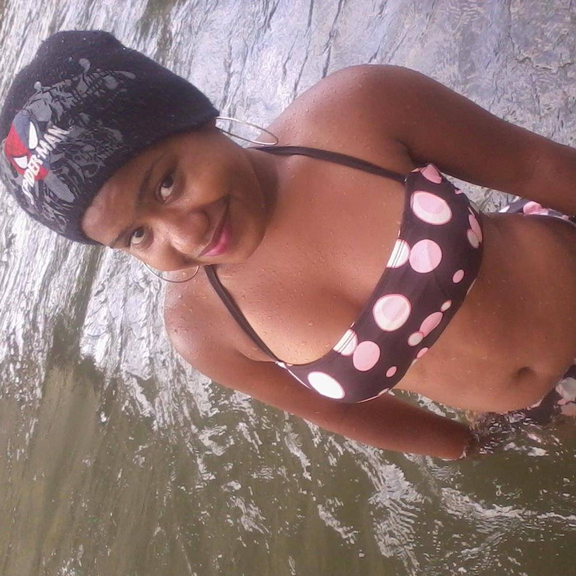 Solamente aquel que es demasiado fuerte para perdonar, una ofensa sabe amar. SMILE Never Say never ♥ :*
