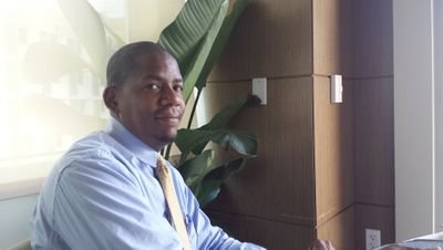 I am a peak performance consultant. I use my knowledge of psychology to help people become optimal achievers