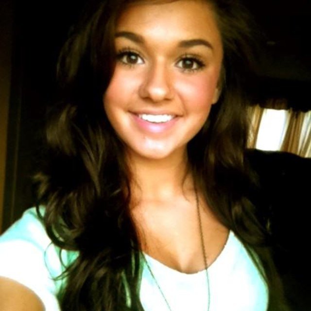 Tia_lovesbieber's profile picture. and it will all be better by tommorow. #NoWorries ❤ #teamCHEERLEADING i love making people smile . 
Chirst. ✨
And im just here to have fun