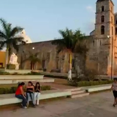 Hombre de confianza, que ama decir la verdad. Conocedor de las injusticias sociales, y promotor de un Campeche próspero.