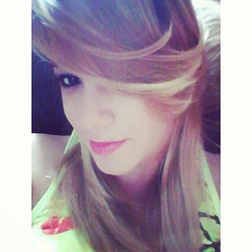 Viver, viver e ser livre; saber dar valor para as coisas mais simples... Só o amor constrói pontes indestrutíveis.