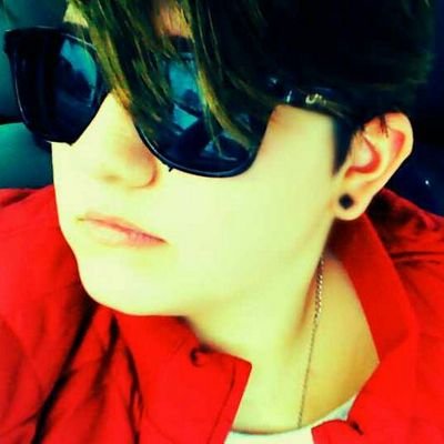 kat_szary's profile picture. Im a normalish.