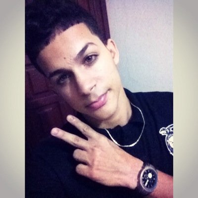 Soi De Los que Rien En Los Momentos Serios~