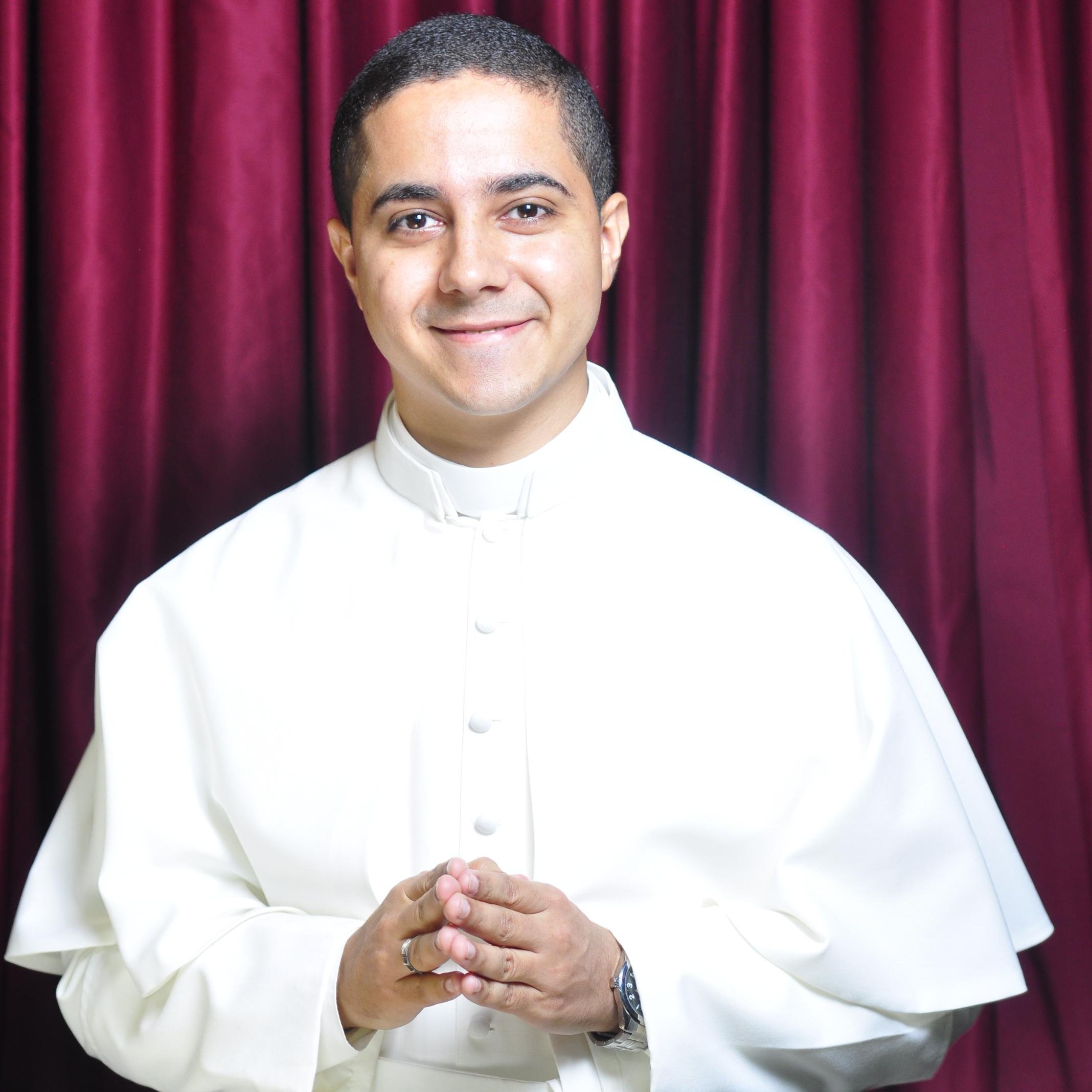 Sacerdote Católico