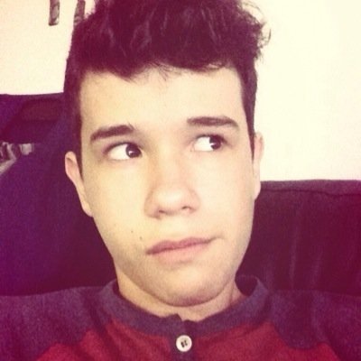 sometimes i fangirl over ThatSpanishBoy