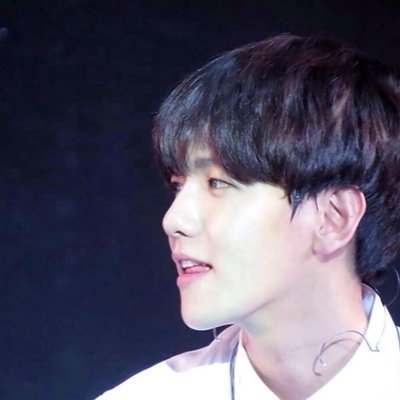 hi lovelies this is a free follow from @milkb0ys pls follow her thank u♡♡♡