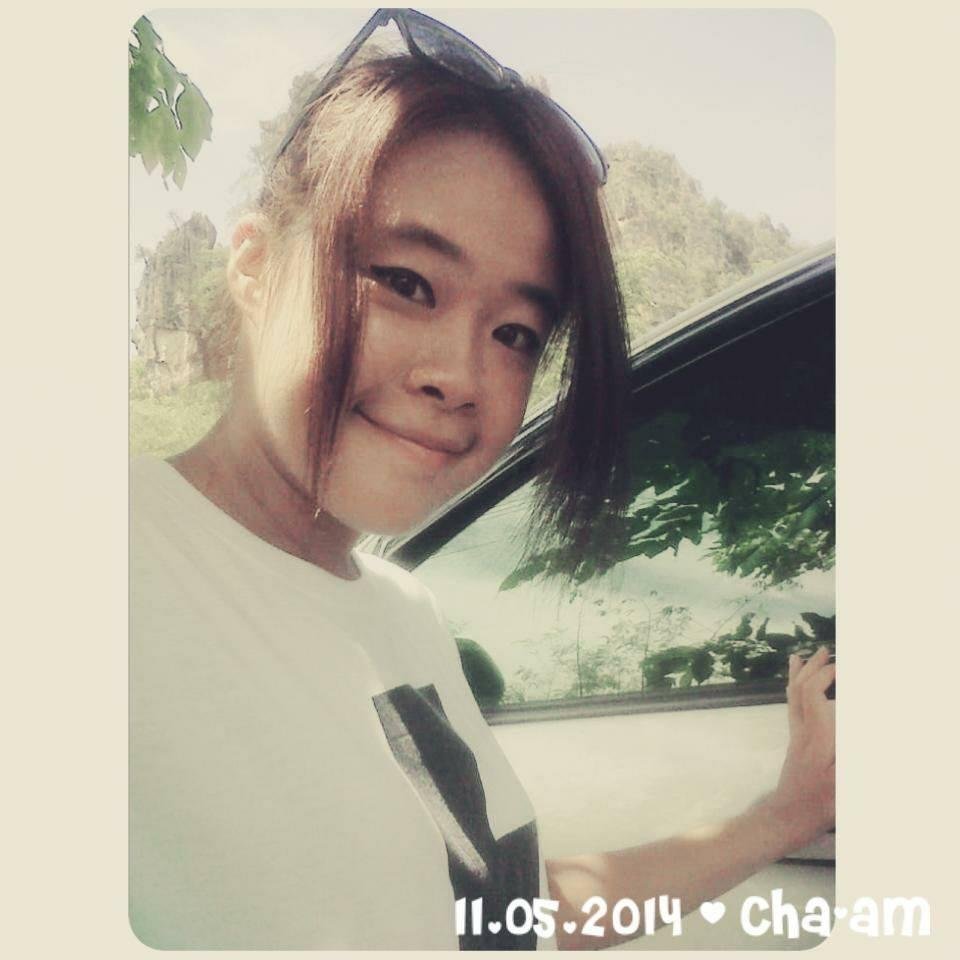ชื่อ แพรวนะ♥ 
facebook  พ.แพรว (praewbbk@hotmail.com)