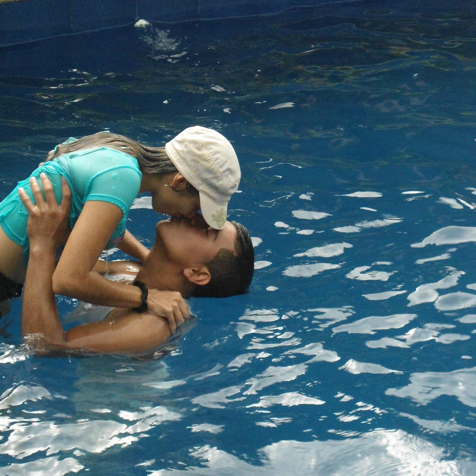 εїз εїз Sonríe hoy mañana te puede faltar un diente ☺ εїз εїз.  #Familia #JuliánAndrés