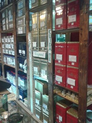 Tu tienda de té infusiones y especias en Torrejón de Ardóz(Madrid),en el Mercado de las Veredillas te esperamos.CUIDATE TOMA TÉ.