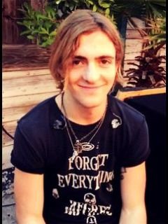 R5 change my life   PD: I love rocky guitar
