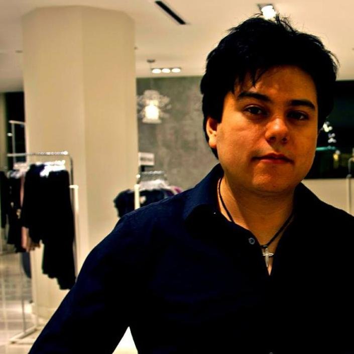 Student @langaracollege | Summer youth instructor @douglascollege | Captivated by social media, video game and movie industry