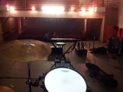 Drummer for @Fortresseslive a 757 based Jazz Band
Y.B.Y.S.A.I.A
🔴⬛🔶