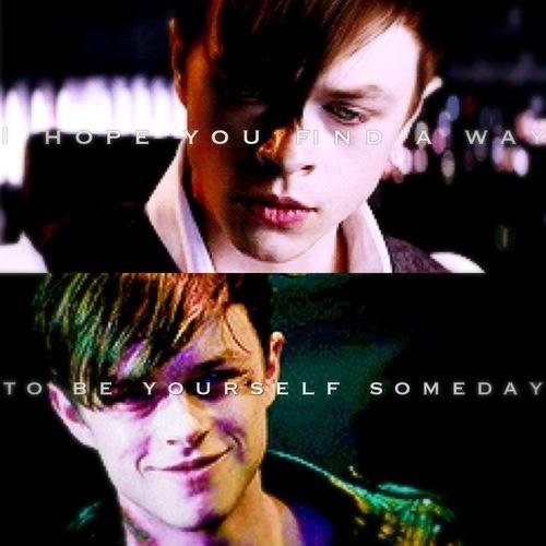 Harry osborn - The amezing spiderman Son of Norman Osborn , Peter Parker's best friend 
- open : 6.5.14