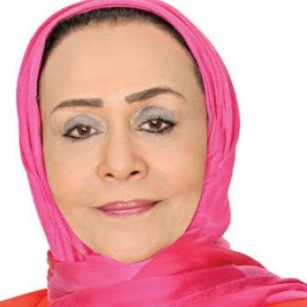 مهتمة بخدمة المجتمع.