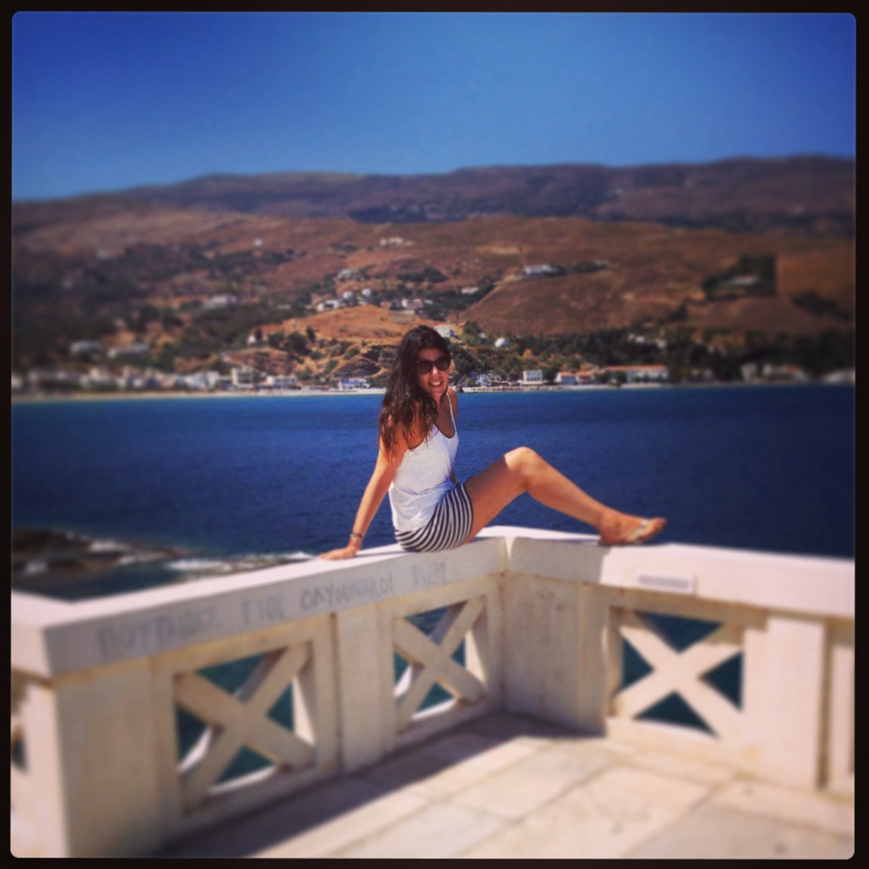 Lives in a mediated world...
Likes cultural diversity, big cities, rock attitude and worthy destinations.