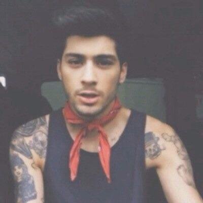 savedcute's profile picture. don't lose hope, you'll meet your idols.