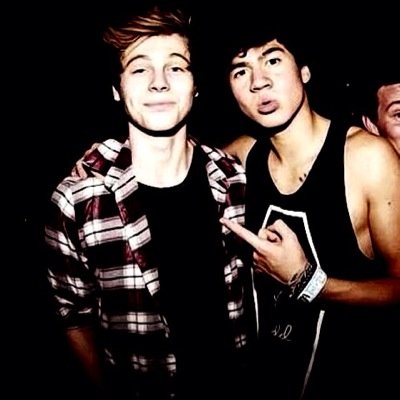 free follow from @DARLINGIRWlN i hope i made you smile bc your smile is so beautiful :)