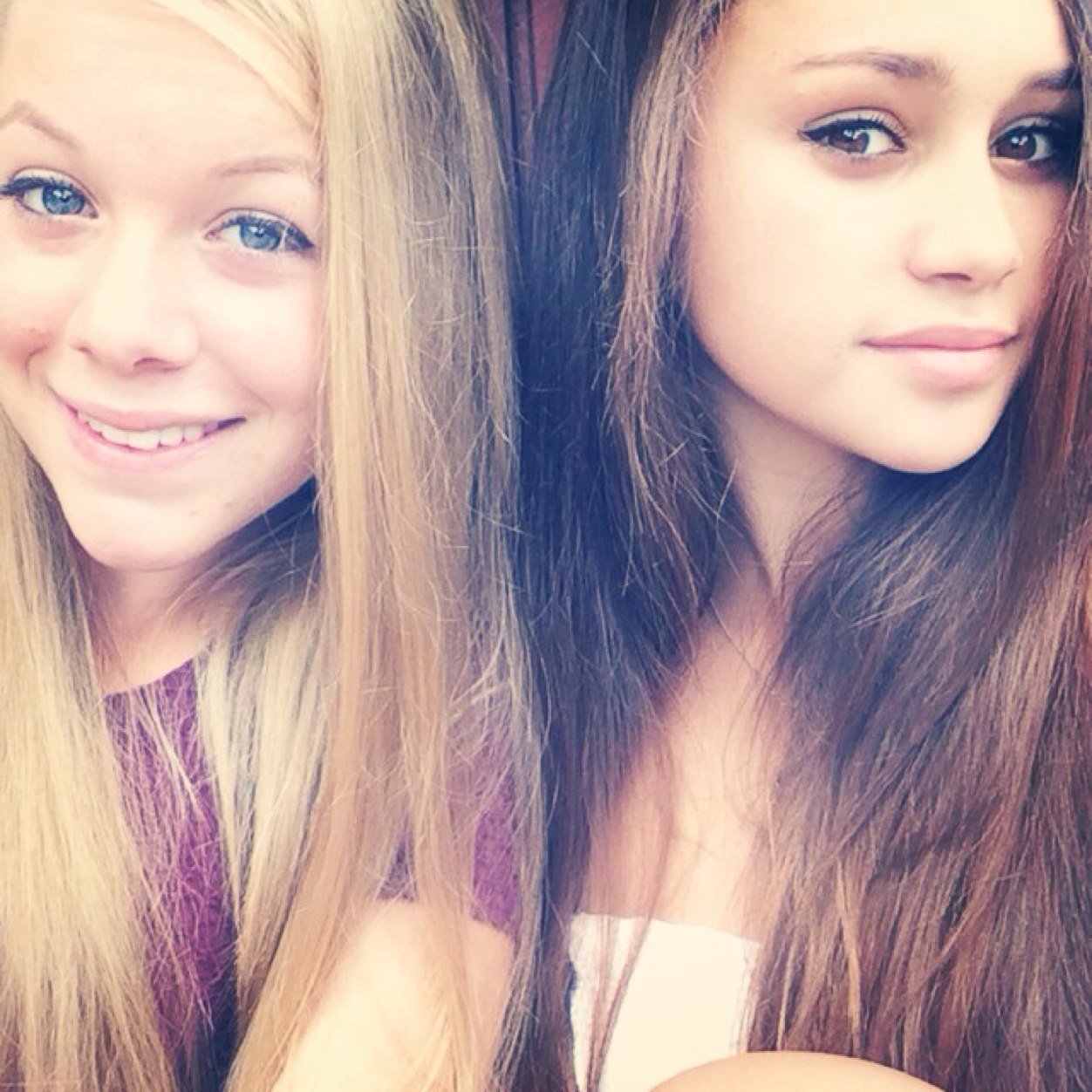 hockey MB1 - paardrijden - snowboarden - Zavannah - Beyoncé and Les Twins 21'04'2013 - Avicii 23'2'2014