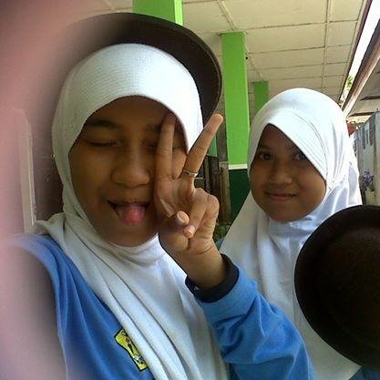 01JuLi1999
TaufickHidayat ({})