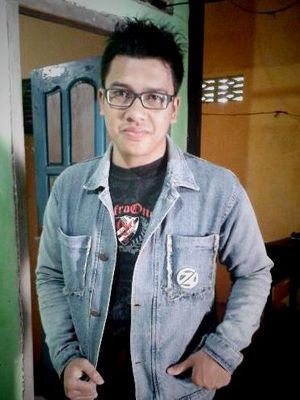AdeSyaifuddin's profile picture. i'am Madridista ! Problem?