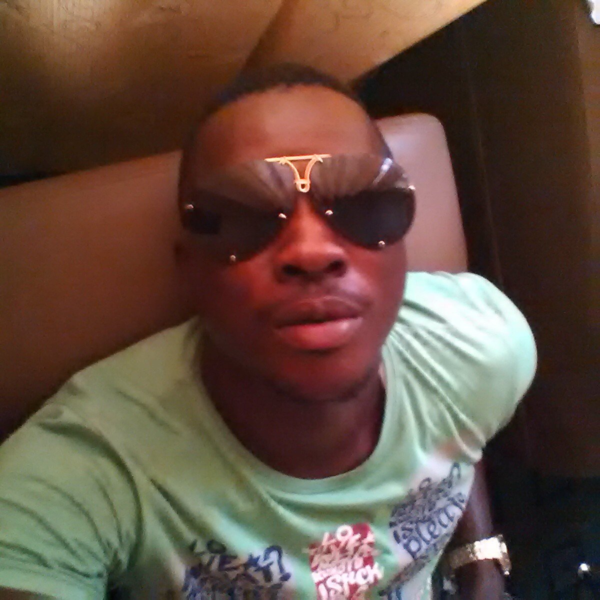 I am DJ SARS...support #goodmusic