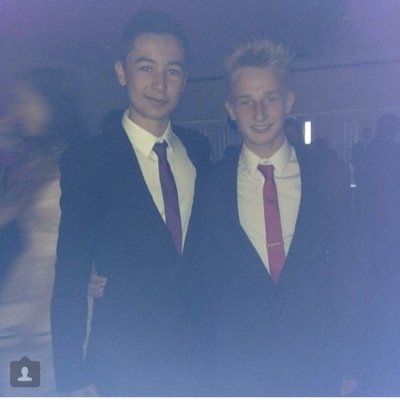 16 ~ Footballer ~ Follow my instagram kylegreen7 ✌