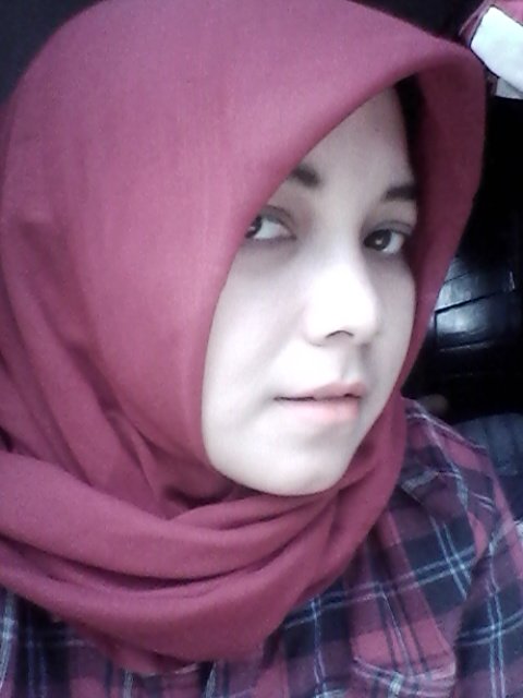 Tetap menjadi diri sendiri :)