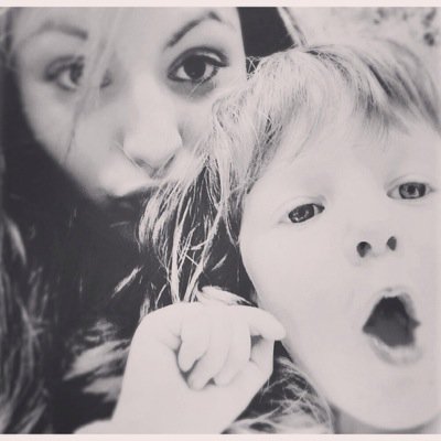 AdeleBznt's profile picture. Quand tu brilles pour de vrai, personne ne peut t'éteindre.