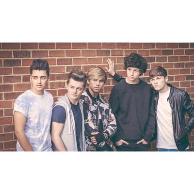 We are @overloadmusic 's OverBabes! Follow our individuals: @Lena_Rose99 @Jenny_hudson99 @BethanyMai98 @LevyJasmine @courtneysp_ @hellodollface04 @morganskyyy