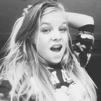 Megan (@xmeeeg_) 's Twitter Profile