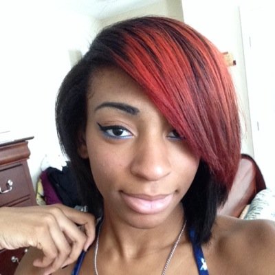 elise_tess's profile picture. 