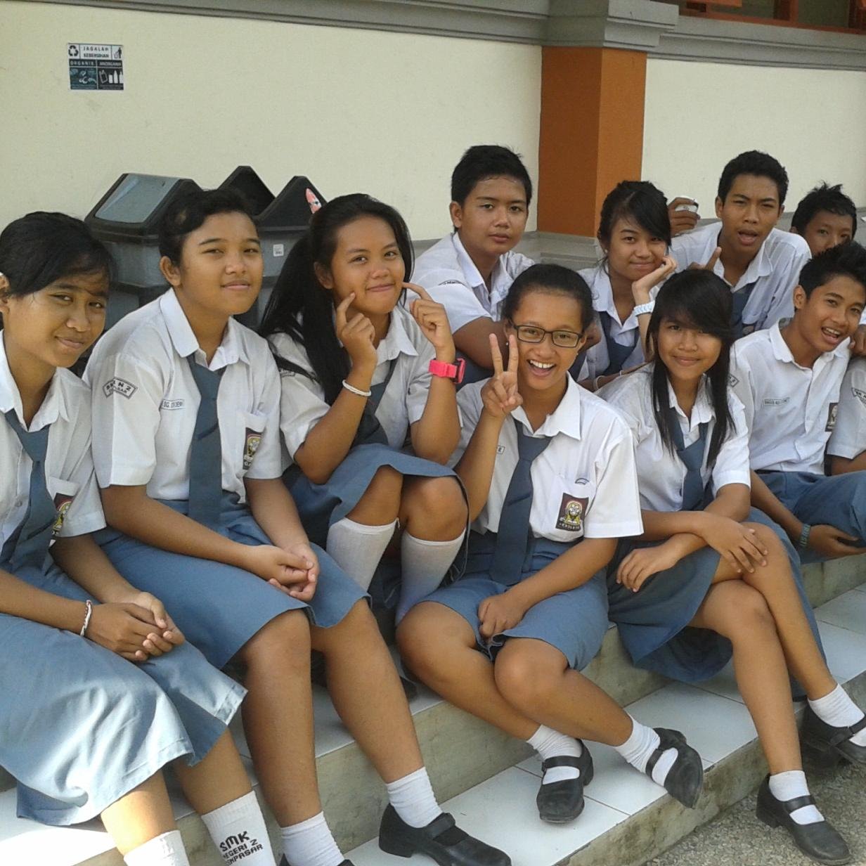 SMK 2 DENPASAR | XII PEMASARAN |